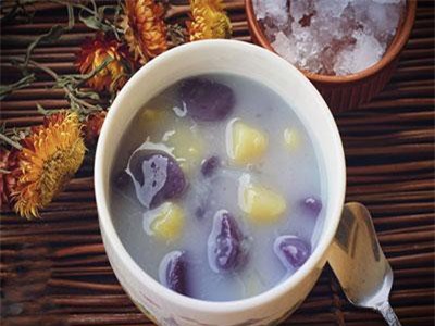 CLIP: Hướng dẫn cách làm món chè khoai lang 2 màu dẻo ngon