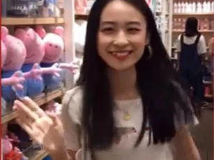 CLIP: Đôi khi chúng ta có đứa bạn không được bình thường