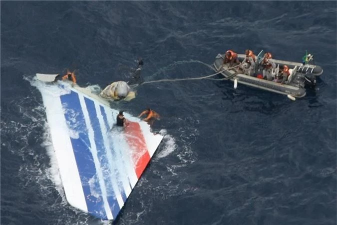 Ngoài MH370, đây là 5 tai nạn máy bay bí ẩn nhất lịch sử hàng không - Ảnh 5.