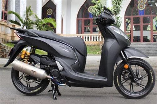Chiêm ngưỡng Honda SH 300i độ độc đáo tại Sài Thành