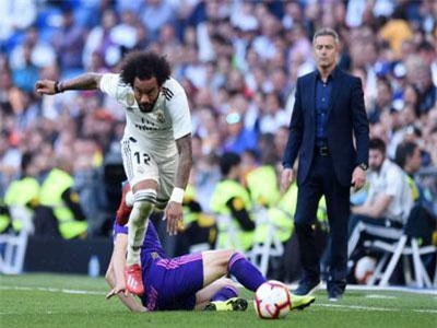 Real Madrid 2-0 Celta Vigo: Bắt nhịp chậm