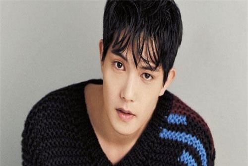 Lee Jonghyun (CN Blue) thừa nhận tham gia nhóm chat của Seungri