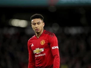 M.U thua bạc nhược, Lingard bị CĐV Arsenal chế nhạo
