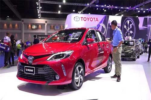 Doanh số tụt dốc, Toyota Việt Nam tung hàng loạt ưu đãi trong tháng 3