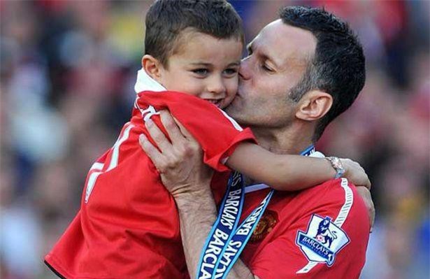 Ryan Giggs về M.U như cơm bữa vì điều này