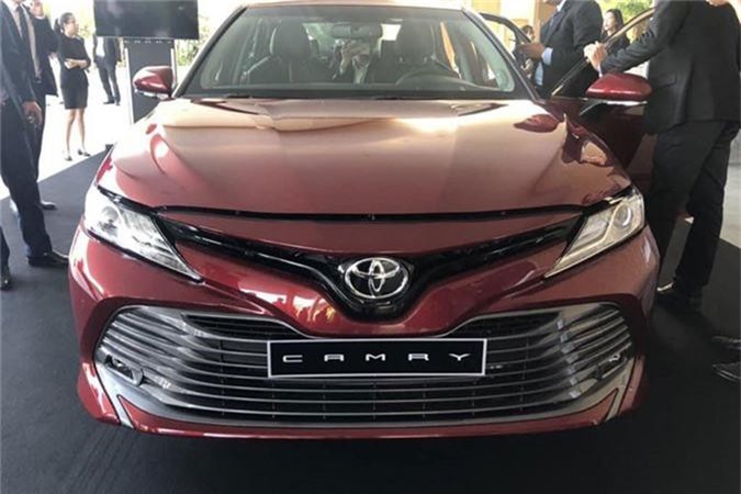 Toyota Camry 2019.
