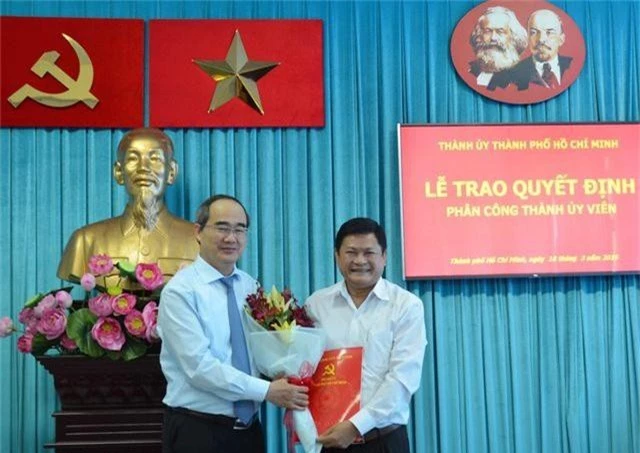 Ông Huỳnh Cách Mạng giữ chức Phó Trưởng Ban Tổ chức Thành ủy TPHCM - 1