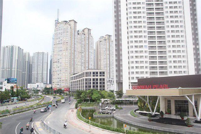 Xử lý “con đường đau khổ”: Thuê máy bơm siêu khủng hay chi 500 tỷ sửa chữa?