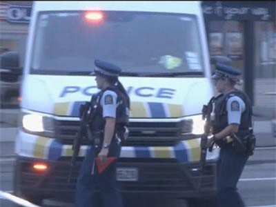 New Zealand rà soát luật kiểm soát súng đạn