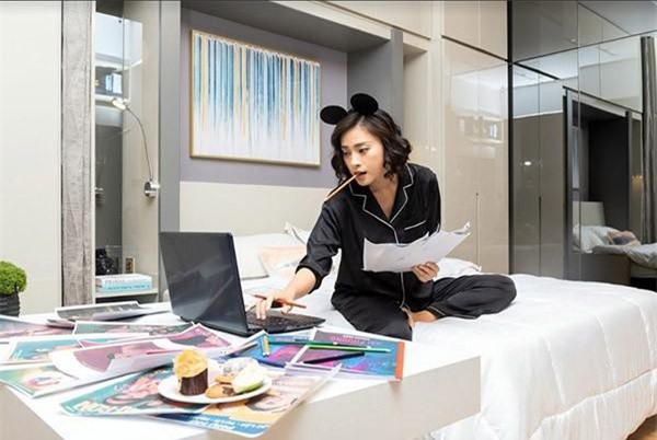 Ngô Thanh Vân tiết lộ hình ảnh căn hộ nhỏ gọn, sang trọng ở trung tâm Sài Gòn