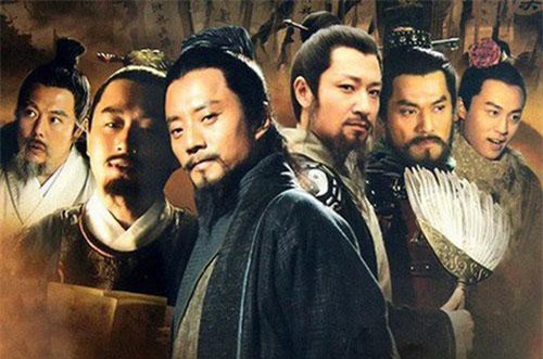 Trong "Thủy Hử", tâm phúc thực sự của Tống Giang gồm mấy người và là ai?