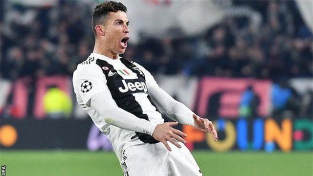 UEFA xác nhận phạt C.Ronaldo vì pha ăn mừng phản cảm