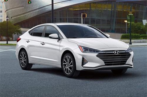 Hyundai Elantra Sport 2019: Động cơ 4 xi lanh tăng áp, giá ‘mềm’