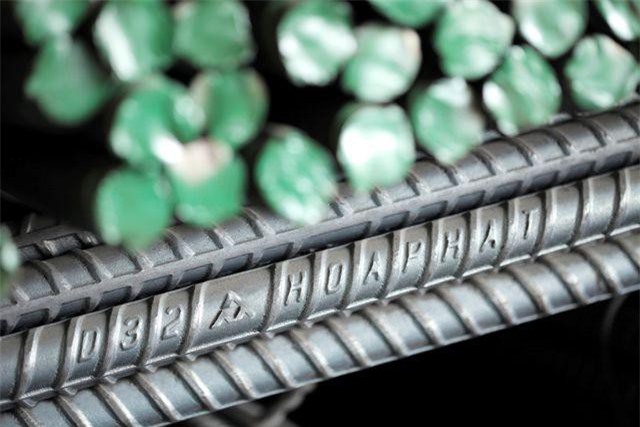 Thép Hòa Phát tiếp tục dẫn đầu Top 10 doanh nghiệp vật liệu xây dựng uy tín