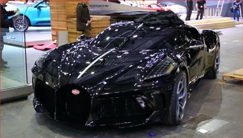 CLIP: Siêu xe đắt nhất thế giới lăn bánh khỏi triển lãm Geneva Motor Show