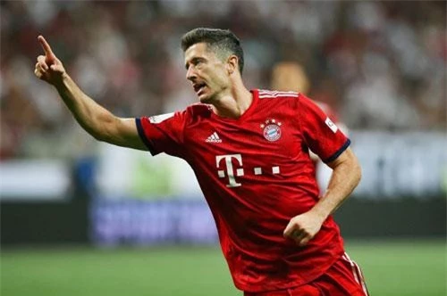 7. Robert Lewandowski (Bayern Munich) - 36 điểm (18 bàn).