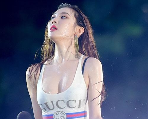 2 trong số 3 nữ thần thế hệ mới Hàn Quốc đẹp vượt chuẩn nhờ mũm mĩm