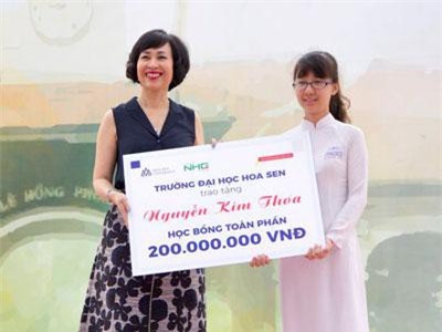 Gặp nữ sinh học xuất sắc nhất trường chuyên Lê Hồng Phong năm 2019