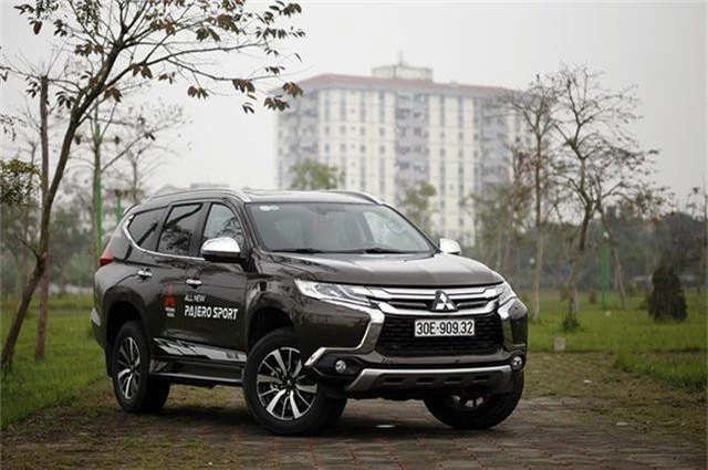 Mitsubishi Pajero Sport.jpg