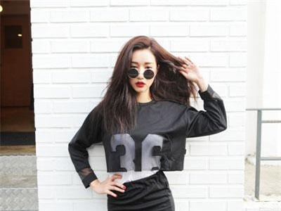 Một vài dấu hiệu khác thường ở mái tóc đang ngầm báo hiệu nhiều vấn đề sức khỏe tiềm ẩn