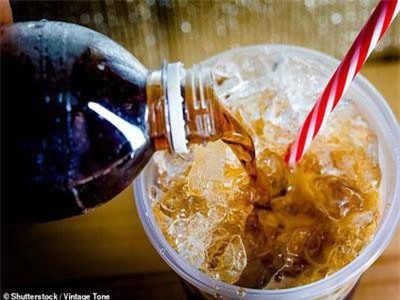 Chỉ một lon nước ngọt mỗi ngày cũng làm tăng nguy cơ chết do bệnh tim