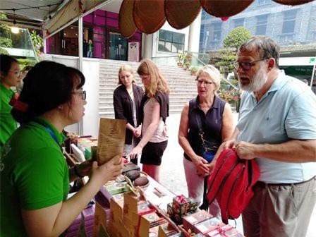 Hội chợ “ Nông nghiệp sạch - Ngày hạnh phúc”