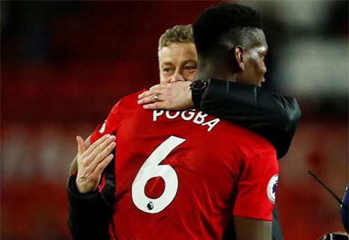 Paul Pogba lên tiếng chọn HLV cho Man Utd