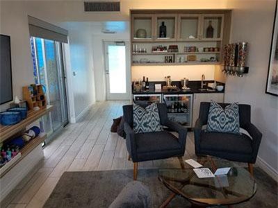 Có gì bên trong nhà ga sân bay dành cho giới siêu giàu ở Mỹ?