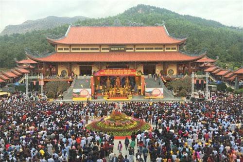 Làm rõ thông tin Chùa Ba Vàng truyền bá vong báo oán