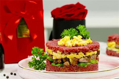 Clip: Biến tấu với hamburger cơm kẹp thịt chiên đẹp mắt