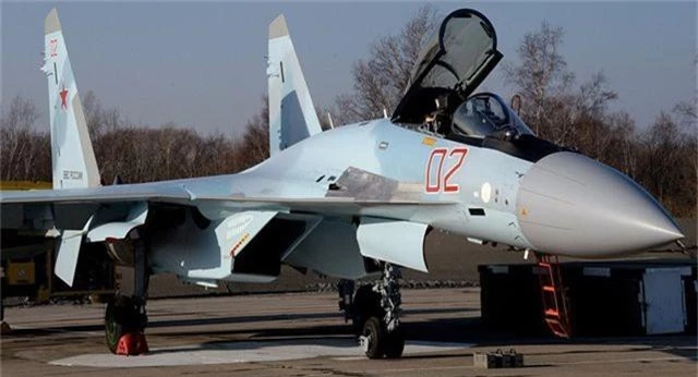 Khoảnh khắc “chim sắt” Su-35S Nga diễn tập trên không phận Syria - 1