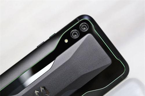 Smartphone chip S855, RAM 12 GB, pin 4.000 mAh, giá từ 11,06 triệu