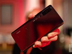 Huawei tiếp tục "nhá hàng" về siêu phẩm smartphone P30