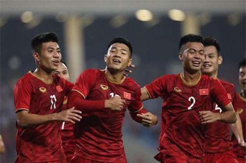 Đức Chinh “giải cơn khát” bàn thắng ở các đội tuyển Việt Nam