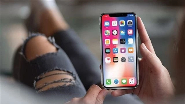 Khách Việt vẫn chê iPhone XS, XR dù giá đã giảm mạnh - 1