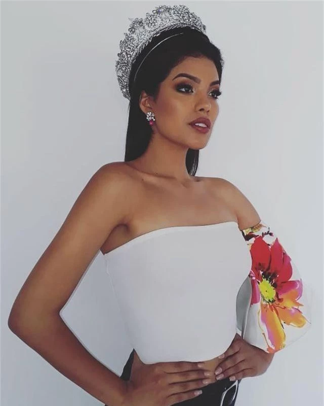 Lộ clip say xỉn, hoa hậu Peru có thể mất vương miện - 13