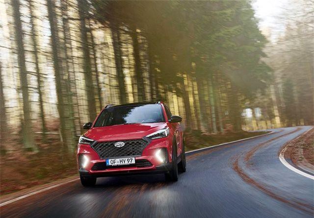 Hyundai ra mắt Tucson dùng động cơ hybrid diesel