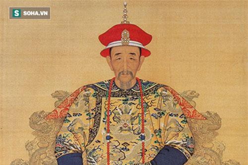 Lâm hạnh 9 phi tử 1 đêm và những bê bối tình dục khiến Khang Hi nhận 'quả báo nhãn tiền'