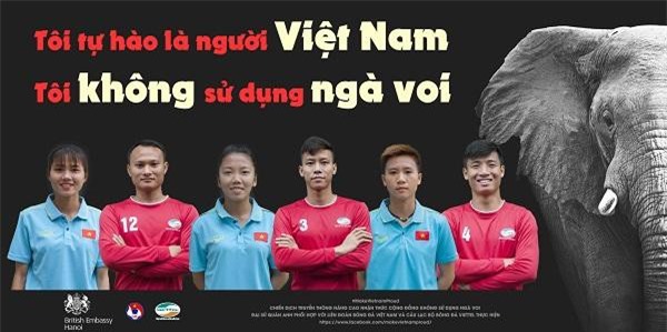 Các cầu thủ bóng đá nổi tiếng Việt Nam và chiến dịch "nói không" với sử dụng ngà voi
