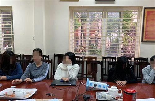 Hà Nội: Bắt quả tang nhân viên quán mát-xa Tokuda kích dục cho khách