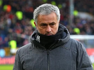 Mourinho hé lộ, sáng tỏ dần bến đỗ mới bất ngờ