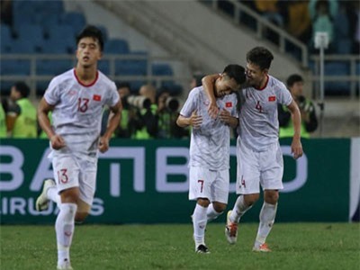 Xếp hạng nhóm nhì bảng: U23 Việt Nam gặp khó!