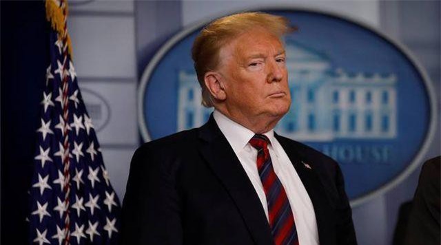 Ông Trump vẫn chưa thoát nguy cơ luận tội dù được “minh oan”