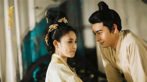 Ai bảo "hậu cung" Lý Thừa Ngân trong Đông Cung hùng hậu, phải nhìn kĩ "phe" Tiểu Phong mới đúng!
