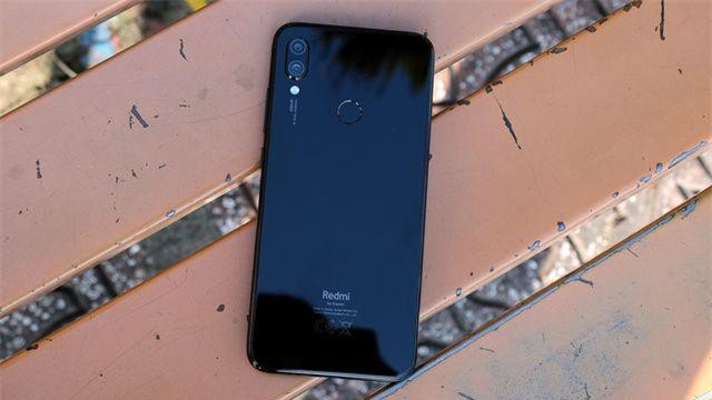 Trên tay Redmi Note 7 cấu hình mạnh, giá dưới 6 triệu đồng