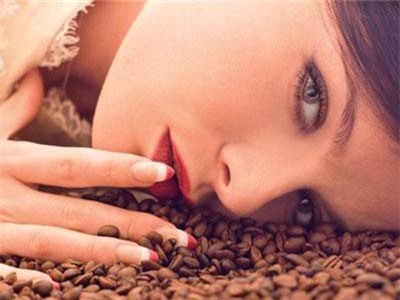 Bất ngờ với công dụng làm đẹp của cà phê