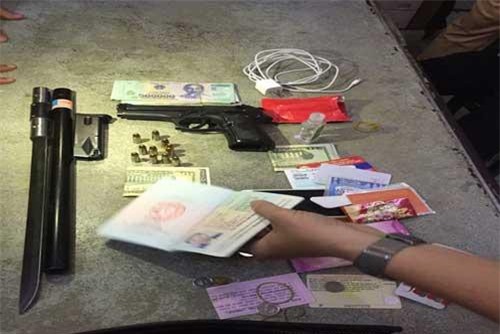 Thanh niên gốc Hải Phòng mang súng đi dạo “đụng” ngay tổ 363