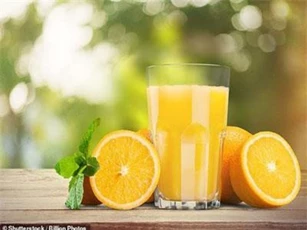 Một ly nước cam mỗi ngày làm giảm nguy cơ đột quỵ chết người