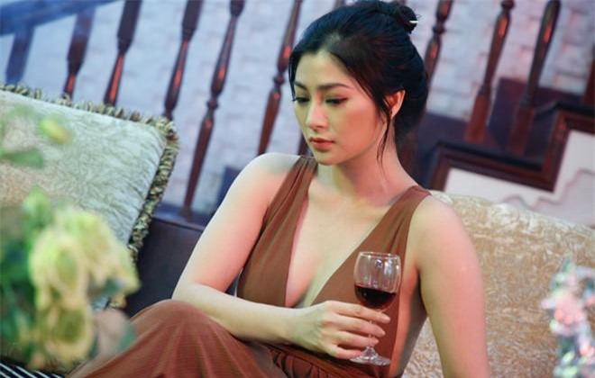 Nữ diễn viên kiệt sức vì quay phim "Trà táo đỏ": "Chúng tôi đã quay rất thật"