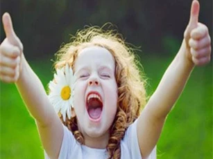 Thay vì la hét, cha mẹ thông minh chỉ cần dùng cách này để 'trị' con